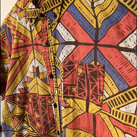 Men’s Size Large Funky Geometric Print Short Sleeve Button Up Shirt - Picture 5 of 5